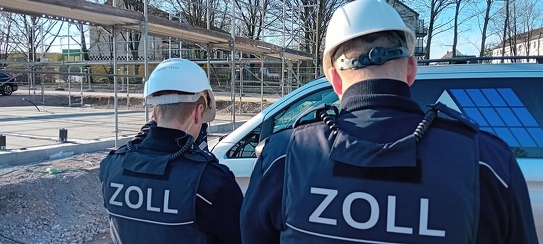 Zoll entdeckt illegale Beschäftigung und weitere Unregelmäßigkeiten bei Baustellenprüfungen in Bielefeld. Fünf Arbeitnehmer betroffen.