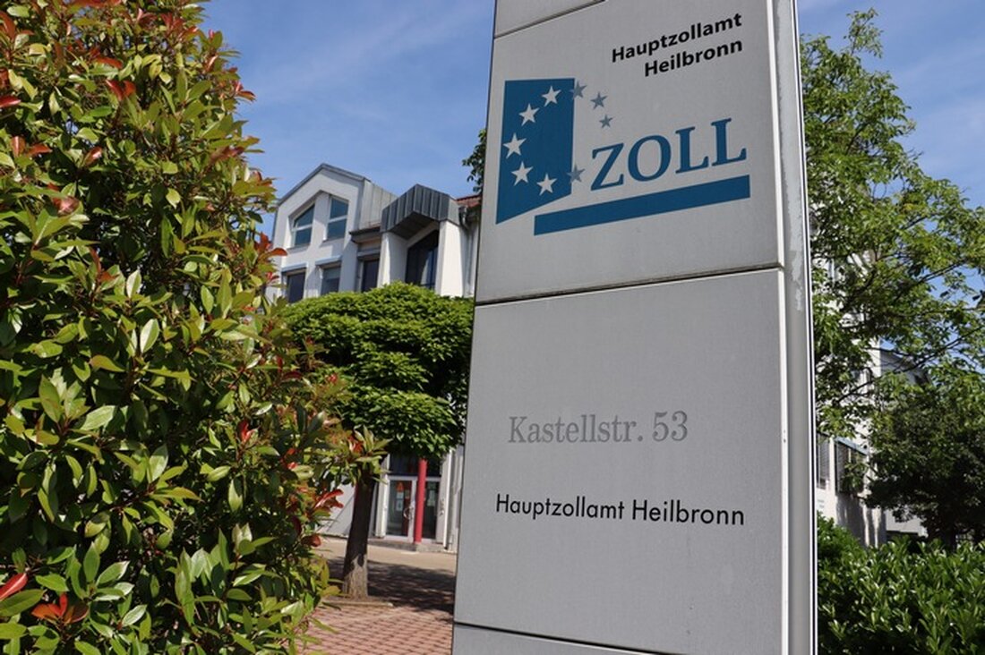 Am Weltverbrauchertag am 15. März 2025 zeigt der ZOLL, wie er Bürger*innen durch Kontrollen vor gefährlichen Waren schützt.