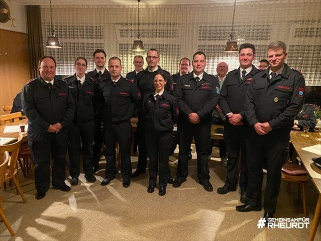 Bei der Jahreshauptversammlung der FW Rheurdt blickte die Löscheinheit auf ein starkes Jahr zurück, mit vielen Beförderungen und einer florierenden Kinderfeuerwehr.