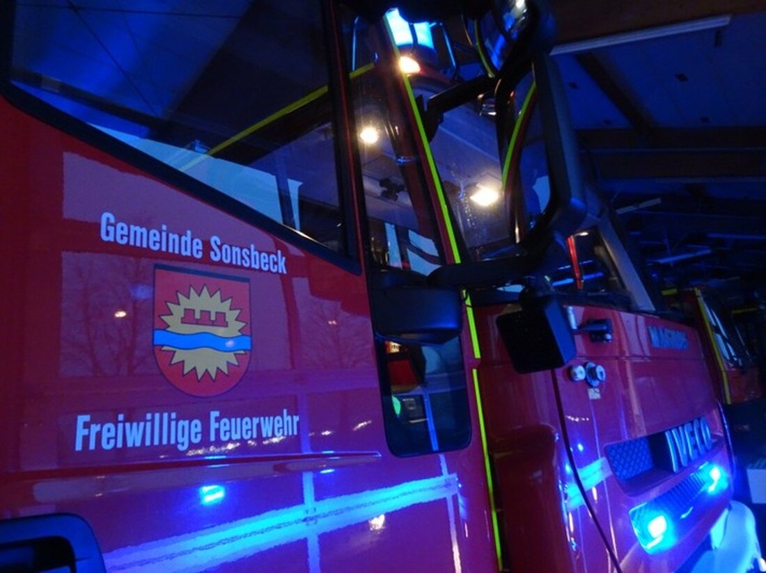 Am Sonntag rückte die Feuerwehr Sonsbeck zu zwei Einsätzen aus: einem Wohnungsbrand und einer Rauchmelder-Kontrolle.