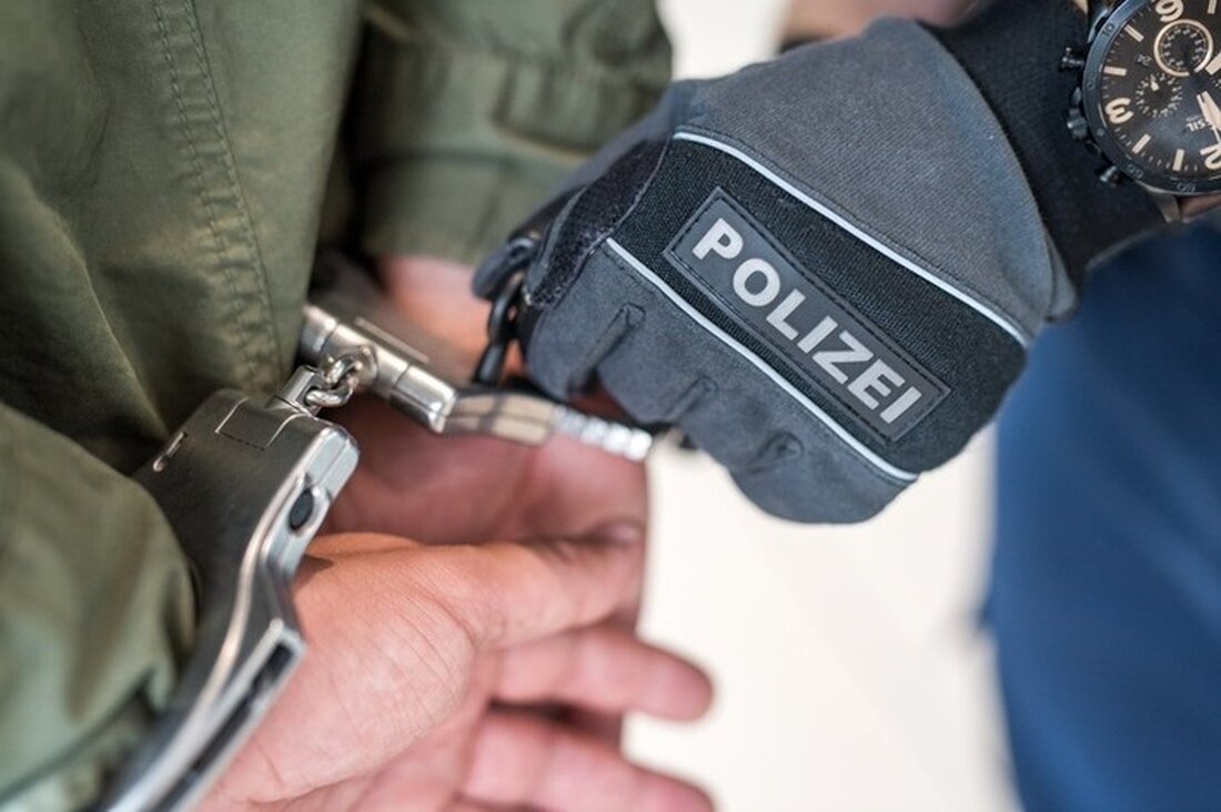 Bundespolizei nimmt an der Grenze zwei Männer fest: 21-Jähriger und 39-Jähriger mit Haftbefehlen gesucht.