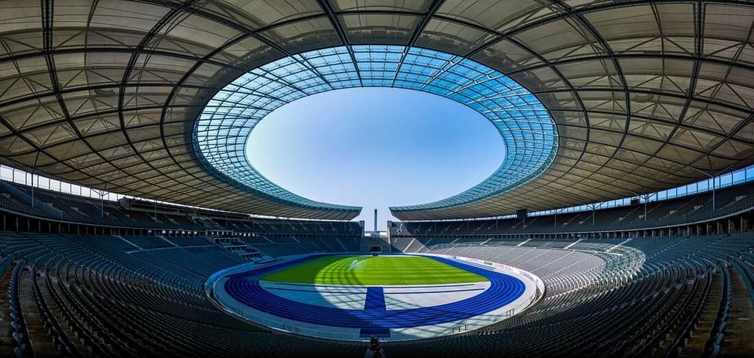 Die MHP Arena Stuttgart erstrahlt nach umfangreichen Umbauarbeiten in neuem Glanz. Die Spielstätte bietet Platz für 60.058 Fans und ist das drittgrößte Stadion der Bundesliga. Erfahren Sie mehr!