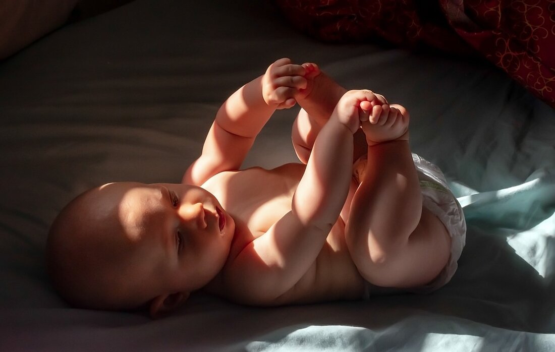 Kinder von heute: Warum sie Schleifen binden, Schreibschrift und Stillsitzen verlernen. Unser Autor beobachtet den Wandel in der Erziehung. Finde heraus, was es bedeutet. #Kindererziehung #Generationenunterschiede