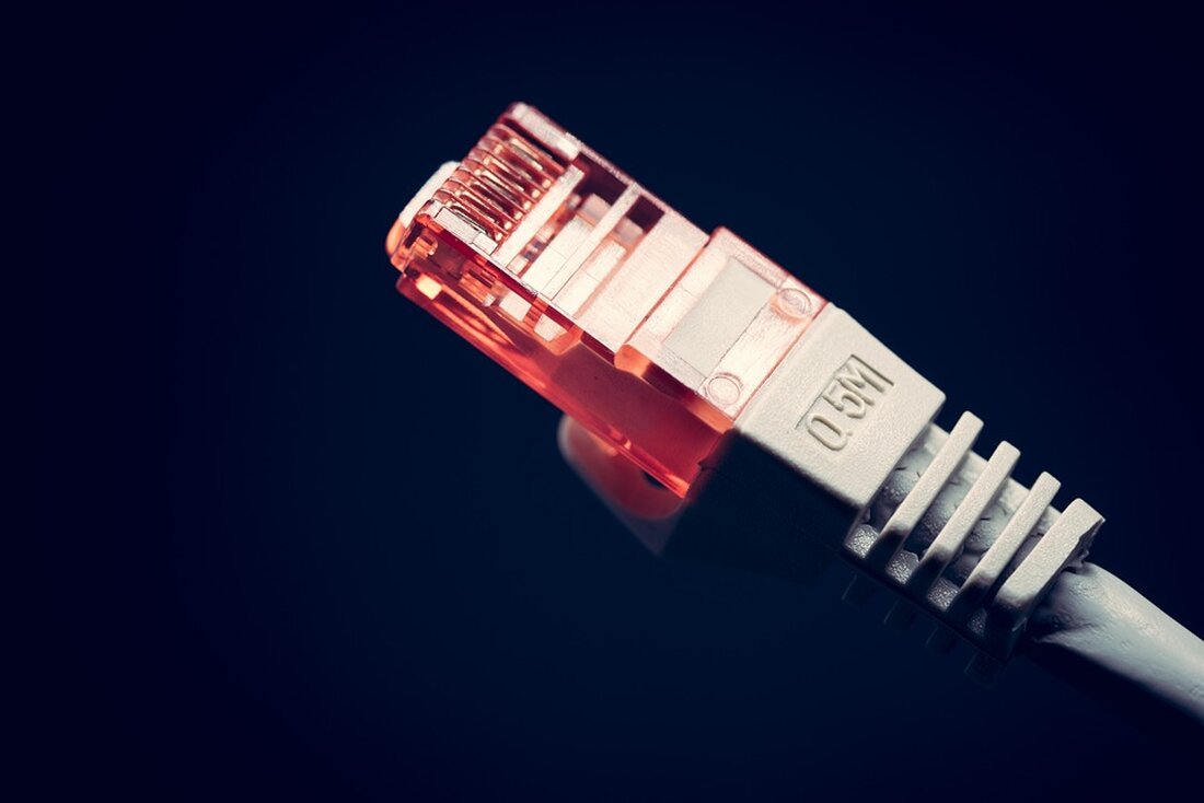 Telekom erweitert Mobilfunknetz in Gschwend: Neuer Standort sorgt für bessere Abdeckung und höhere Bandbreite. Mehr erfahren über den Netzausbau!