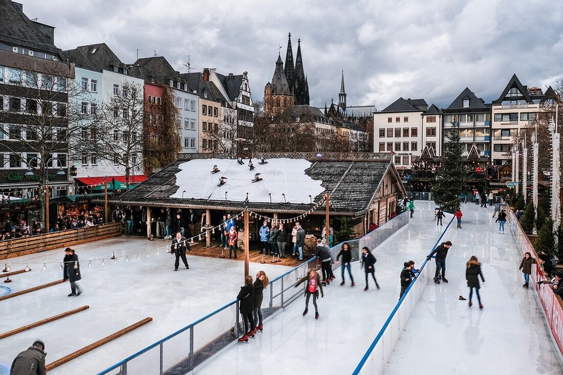 Informiere dich über die gesonderte Public Viewing-Fläche, die Stadt Köln zur UEFA EURO 2024 einrichtet. Erfahre mehr über die geplanten Maßnahmen und Sicherheitsvorkehrungen. Trete der Informationsveranstaltung bei! #UEFAEURO2024 #Köln #PublicViewing