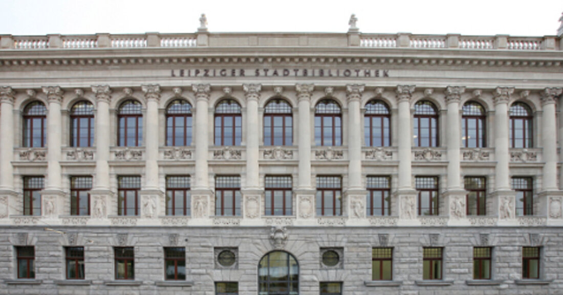 Ab dem 2. November 2020 werden Besuche in den Bibliotheken nur noch zum Ausleihen und Zurückgeben von Medien verwendet. Die Zeit in der Bibliothek ist auf maximal 20 Minuten begrenzt. Tipp: Informieren Sie sich vorher im Online-Katalog über Informationen, damit Sie die Medien später in der Bibliothek finden und ausleihen können. Hierfür kann eine Wunschliste verwendet werden. Beim Besuch der Bibliothek müssen die Kontaktdaten aufgezeichnet werden. Du kannst das tun Formular &#8222;Datenerfassung zur Kontaktverfolgung beim Besuch einer Bibliothek&#8220; (PDF 40 KB) Laden Sie es im Voraus herunter und bringen Sie es mit. Die bekannten Vorsichtsmaßnahmen müssen beachtet werden, z. B. &hellip;