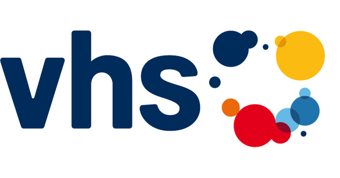 Im digitalen Wissenschaftsprogramm &#8222;vhs know live&#8220; am 26. Oktober von 19.30 bis 21.00 Uhr liegt der Schwerpunkt auf &#8222;Der Fall Wirecard: Flugbuchungen, Verluste in Milliardenhöhe, ein geflohenes Vorstandsmitglied und gescheiterte Inspektoren&#8220;. Cerstin Gammelin verfolgt die politischen Auswirkungen des Skandals in Berlin; Als investigativer Reporter untersucht Jörg Schmitt, wie dies zustande kommen kann &#8211; beide stehen im Live-Chat vor der Diskussion. Wer schon immer wissen wollte, um welche Begriffe es sich bei Blende, Belichtungszeit, ISO, Weißabgleich und automatischer Blendenregelung handelt, kann am 24. und 25. Oktober von 9.00 bis 4.30 Uhr den Workshop &#8222;Basic Photography&#8220; von Werner Schwehm besuchen Uhr, in &hellip;