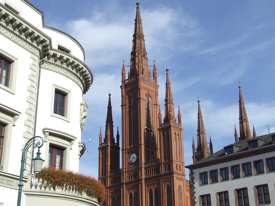 Am 23. März treffen der VC Wiesbaden und der Dresdner SC im Viertelfinale der Deutschen Meisterschaft der 1. Volleyball Bundesliga Frauen aufeinander. Erfahren Sie mehr in der Pressemeldung.