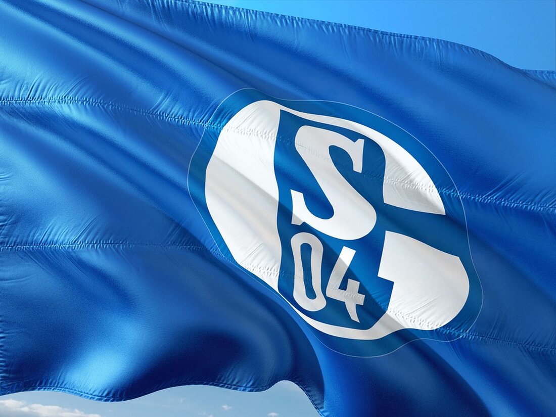 Erleben Sie ein spannendes Bundesliga-Wochenende mit Sky Sport! Am Samstag stehen herausragende Duelle wie Bayer Leverkusen gegen Eintracht Frankfurt und das Topspiel Bayern München gegen VfB Stuttgart auf dem Programm. Alle Spiele und umfassende Analysen live im TV und online – verpassen Sie nicht die Höhepunkte!