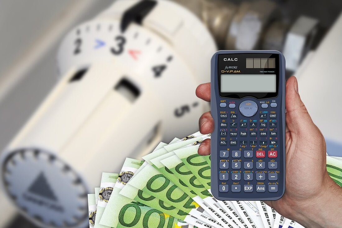 Entdecken Sie, wie Sie bei der Hausplanung Energieeffizienz maximieren können! Erfahren Sie alles über die optimale Ausrichtung, die Raumanordnung und die Wahl der Dachform, um Heizkosten zu sparen und nachhaltiges Wohnen zu fördern. Tipps vom Bauherren-Schutzbund für ein zukunftssicheres Zuhause.