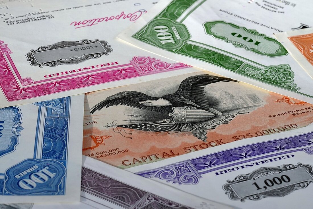 KfW emittiert erste digitale Anleihe nach eWpG mit Blockchain-Abwicklung. Erfahren Sie mehr über innovative Technologien in der Finanzwelt!
