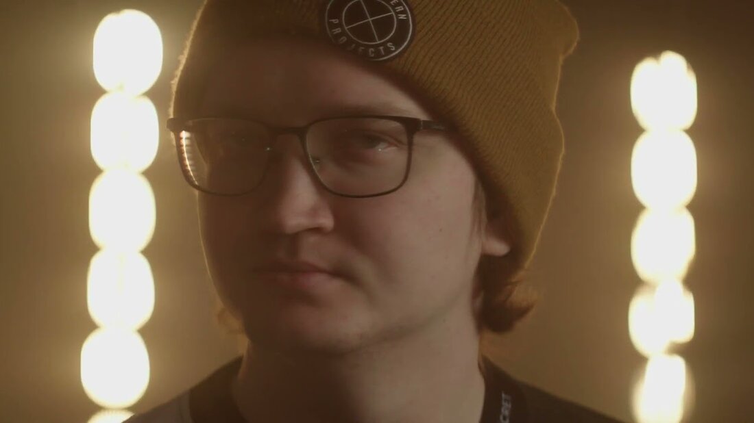 interview matubaman der unterschätzte spieler und neue reise mit geheimem leipziger major ———————————- ————————————————– —- Erhalten Sie 10% Rabatt auf Spiele-Rabatt in G2A https://www.g2a.com/r/ace-geralt Holen Sie sich kostenlos und 8% Spiel in Gamivo https://www.gamivo.com?glv=kw1my8l8. Youtube-Link