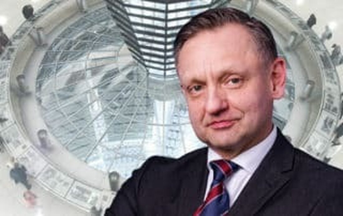 Meta-Beschreibung: "Der stellvertretende Bundessprecher der AfD, Kay Gottschalk, äußert scharfe Vorwürfe gegen MdB Mordhorst in Bezug auf mutmaßliche Wahlmanipulation bei den Jungen Liberalen Schleswig-Holstein. Er fordert Konsequenzen für die beschädigte Integrität der demokratischen Prozesse. Erfahren Sie mehr über die Hintergründe und die Auswirkungen dieser Aussagen auf die politische Landschaft."