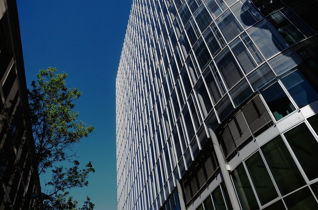 Die LBBW investiert 100 Millionen Euro in Solar-Energie durch eine innovative Projektfinanzierung für Sunrock. Erfahren Sie mehr über das Portfolio von Photovoltaik-Anlagen in Deutschland.