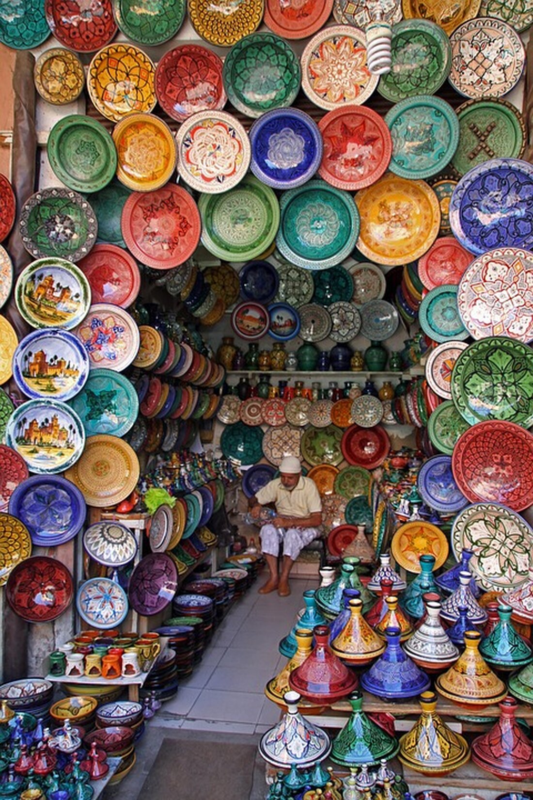 Meta-Beschreibung:
Der ITF-Weltkongress 2024 in Marrakesch ist ein historisches Ereignis, das sich auf soziale Gerechtigkeit und verbesserte Arbeitsbedingungen im Transportwesen konzentriert. Erfahren Sie mehr über die wichtigen Themen wie faire Löhne, Gleichstellung und Nachhaltigkeit, die auf diesem globalen Treffen im arabischen Raum diskutiert werden.
