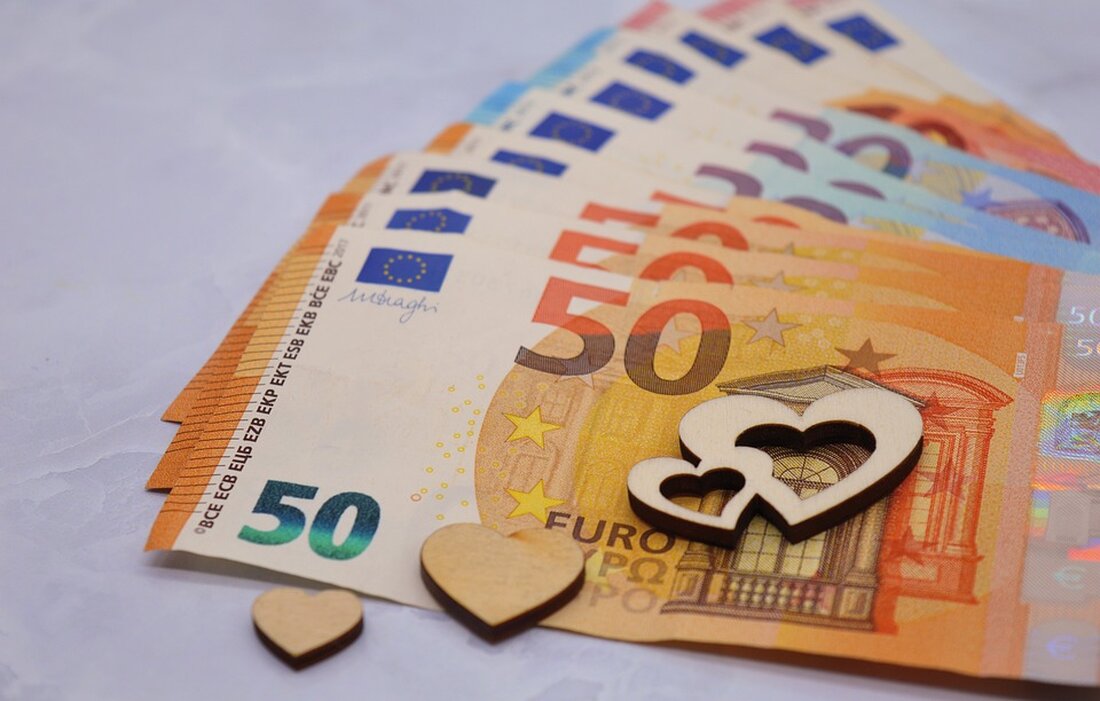 Erfahren Sie, wie Sie bei Ihrer Kfz-Versicherung mit Werkstattbindung im Schnitt 11 % sparen können. Der aktuelle Artikel von Finanztip erläutert, für wen sich diese Tarifoption besonders lohnt, und gibt wertvolle Tipps zur optimalen Nutzung. Nutzen Sie Ihr Einsparpotenzial und lesen Sie mehr über aktuelle Trends in der Kfz-Versicherungsbranche!