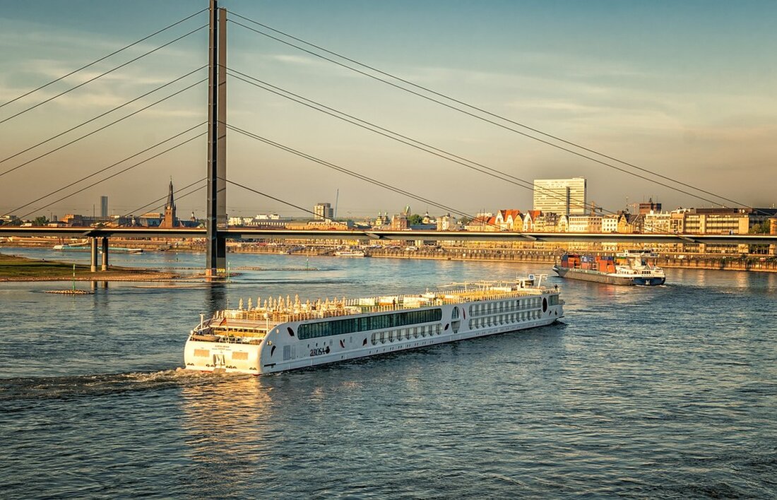 Das Zugangebot der RB48 in NRW wurde stark reduziert - wichtige Infos für Fahrgäste. Entfallene Fahrten zwischen Köln und Bonn bis Mitte Juni. Quelle: National Express.