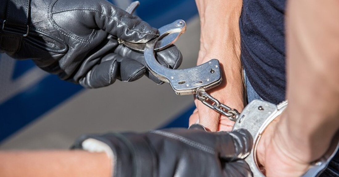 Bundespolizei nimmt bei Grenzkontrolle in Bad Bentheim einen 30-Jährigen fest, der mit europäischem Haftbefehl gesucht wurde.
