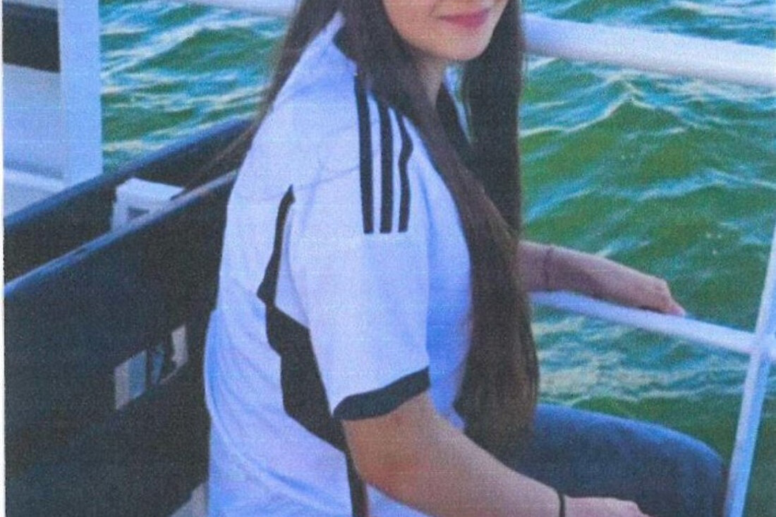 Die 15-jährige Allizee Semara Mularczyk wird seit dem 20.05.2025 vermisst. Hinweise zur Suche in Nürnberg oder Erlangen erbeten.