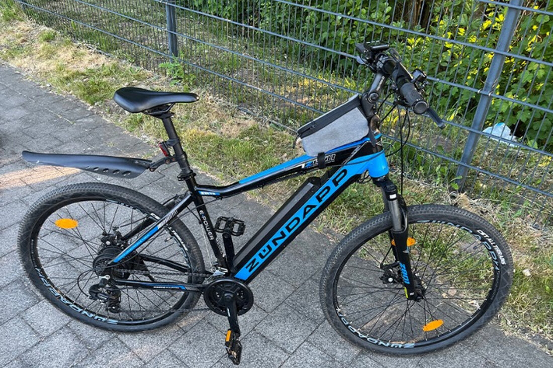Die Polizei Steinfurt sucht den Eigentümer eines gestohlenen E-Mountainbikes der Marke Zündapp, sichergestellt am 19. Mai 2025.