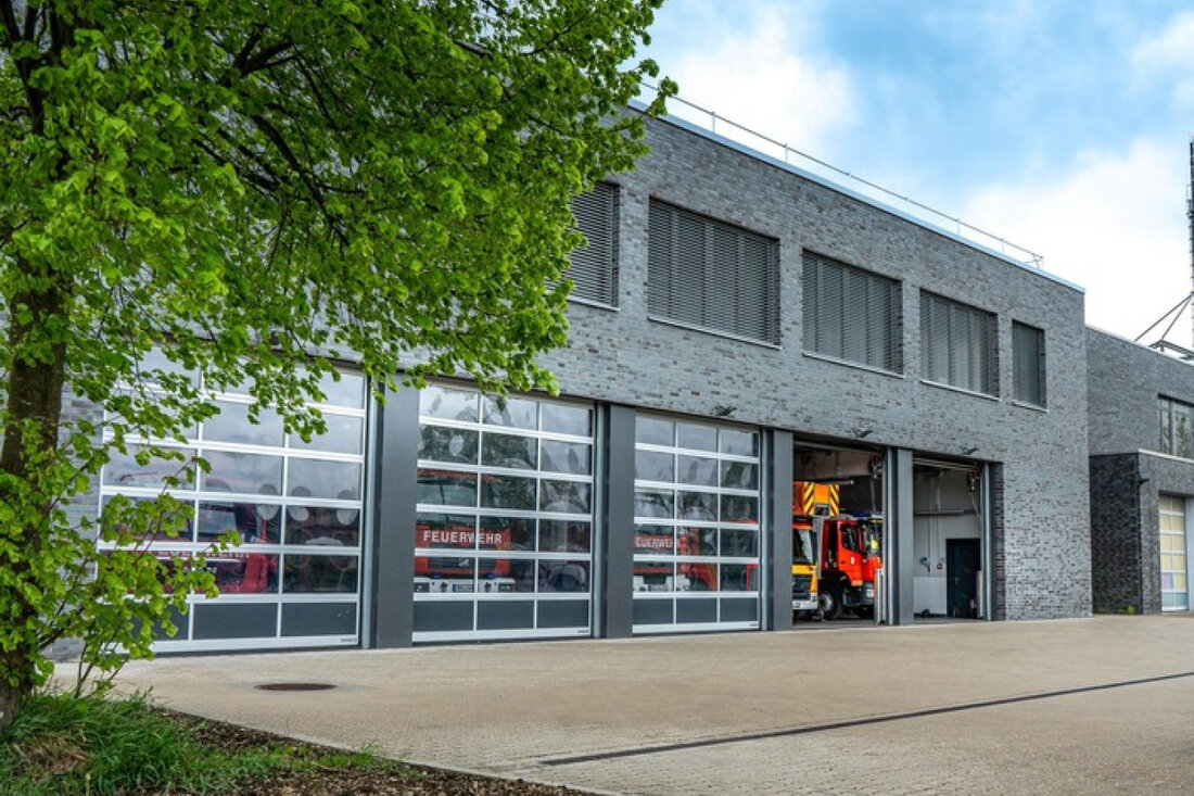 Nach zwei Jahren Bauzeit wurde die Erweiterung der Feuer- und Rettungswache Bergheim erfolgreich eingeweiht, mit 7,15 Mio. Euro investiert in die Zukunft der Feuerwehr.