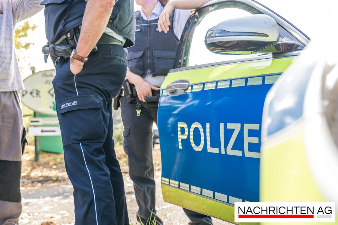 Drogenspürhunde im Hauptzollamt Lörrach erhalten Auszeichnungen für herausragende Leistungen im Rauschgiftaufspüren.