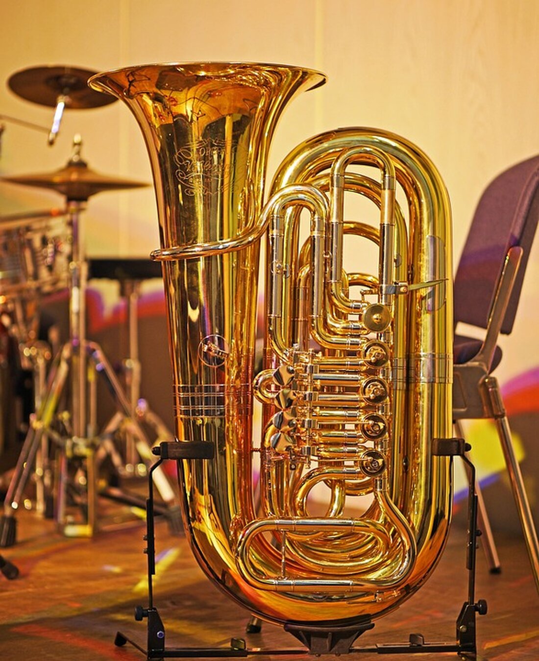 Erleben Sie das Tuba Vibes Project der Musikschule City West mit zwei einzigartigen Open-Air-Konzerten im Jahr der Tuba. Am 28. und 29. September 2024 im Naturschutzzentrum Ökowerk und Jagdschloss Grunewald. Tauchen Sie ein in mitreißende Jazzklänge. Der Eintritt ist frei!
