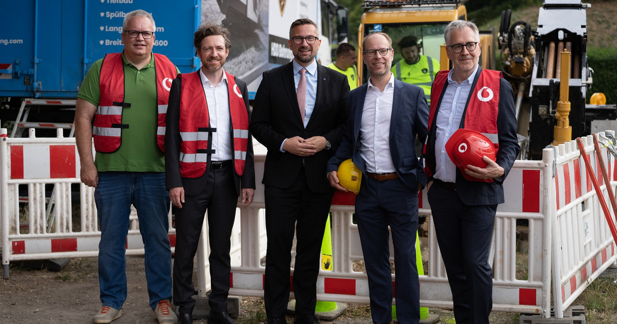 Startschuss für Ausbau eines hochmodernen Glasfaser-Netzes für Leipzig