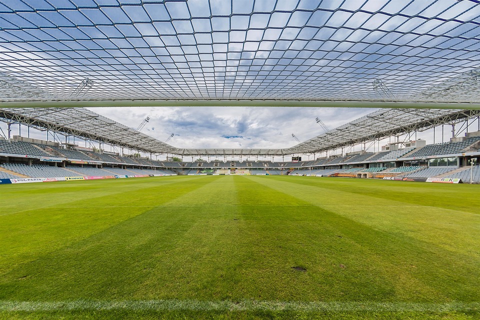 Frauen im Stadion: Diskussionsrunde zu patriarchalen Strukturen