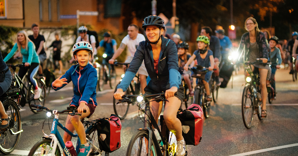 Leipziger Radnacht 2024: Große Fahrradparade im Clara-Zetkin-Park