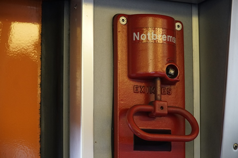 Haushaltssperre in Neukölln: Dreimalige Notbremse innerhalb eines Jahres