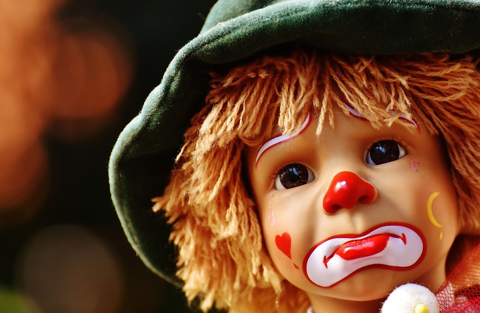 Zwei Clowns und ein Apfelkuchen: Ein magisches Theatererlebnis für Kinder!