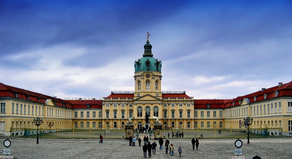 Eislaufvergnügen in Charlottenburg: Öffnungszeiten und Preise für die Saison 2024/2025