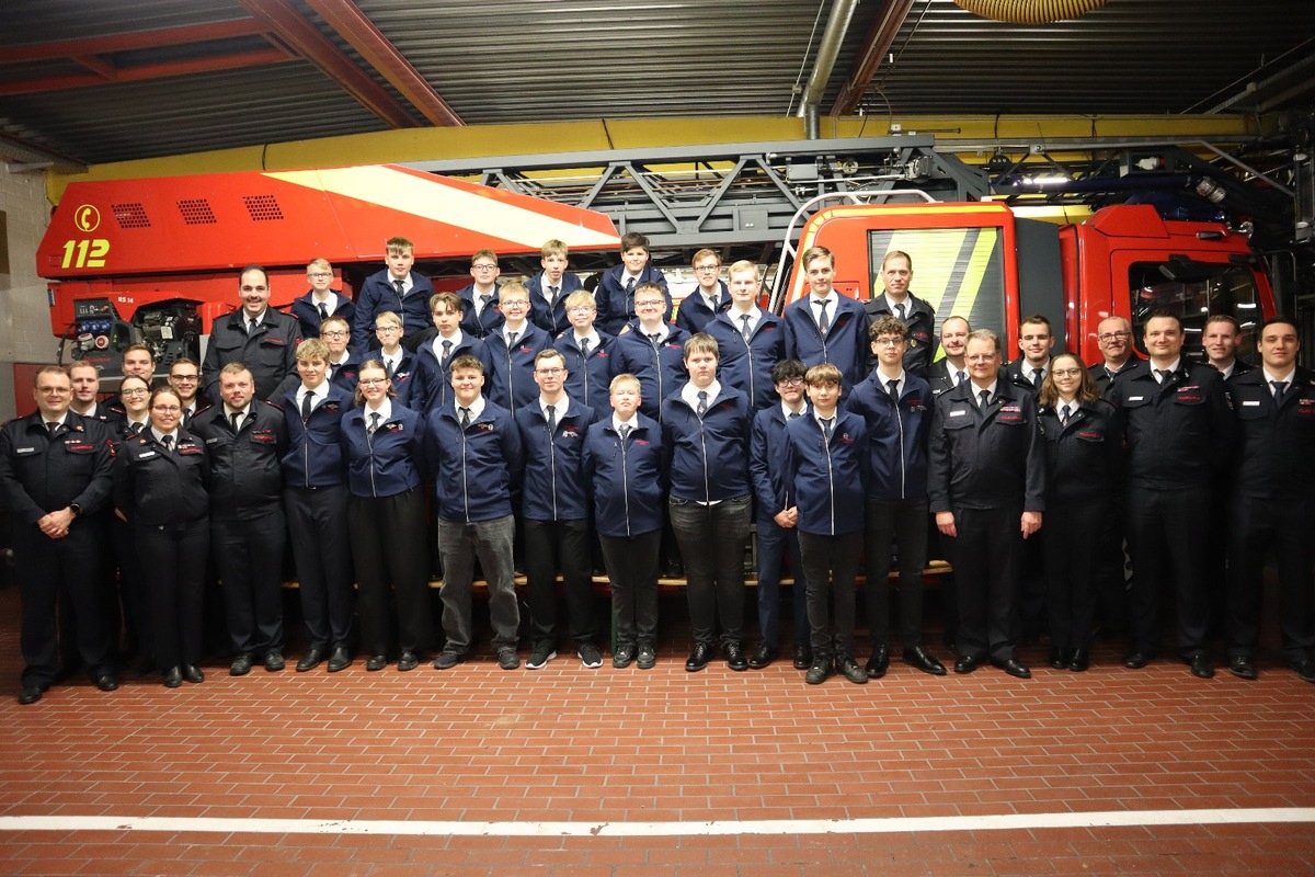 Mitgliederversammlung der Jugendfeuerwehr Werne: Erfolge und neue Ämter!