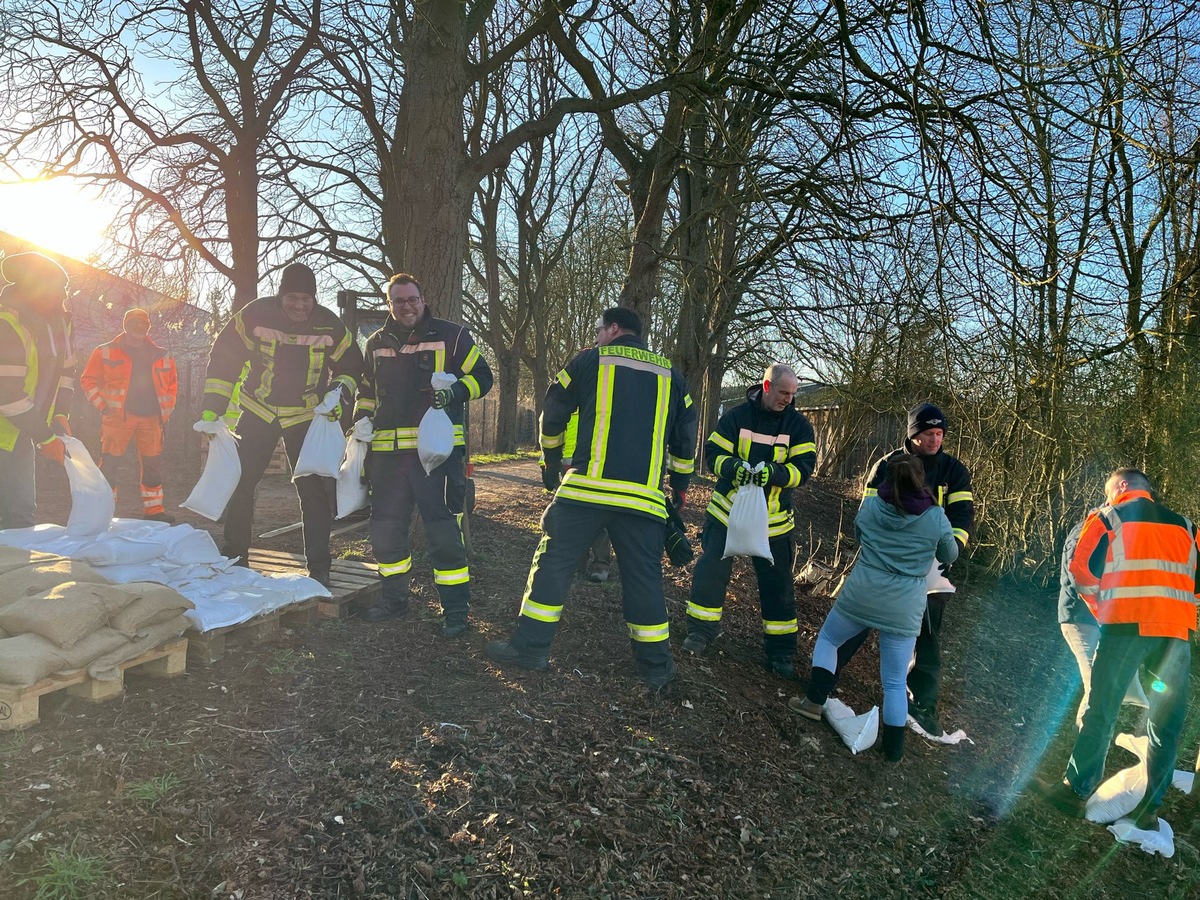 Celler Feuerwehr bildet Hochwasser-Experten für den Ernstfall aus!