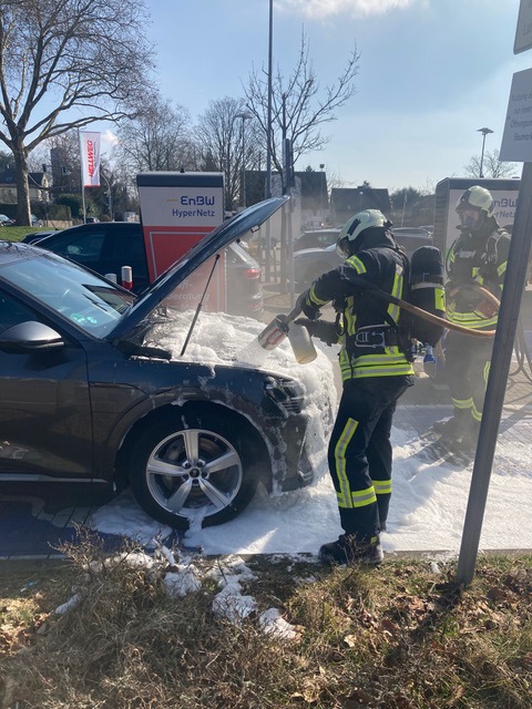 Einsatzgeschehen am Samstag: Feuerwehr Mettmann in Aktion!