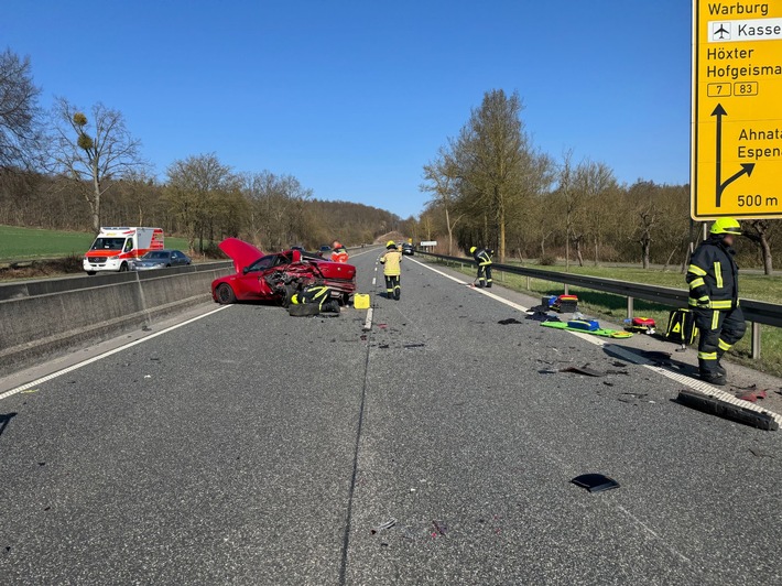 Schwerer Unfall auf B7 bei Vellmar: Mann schwer verletzt, Straße gesperrt!