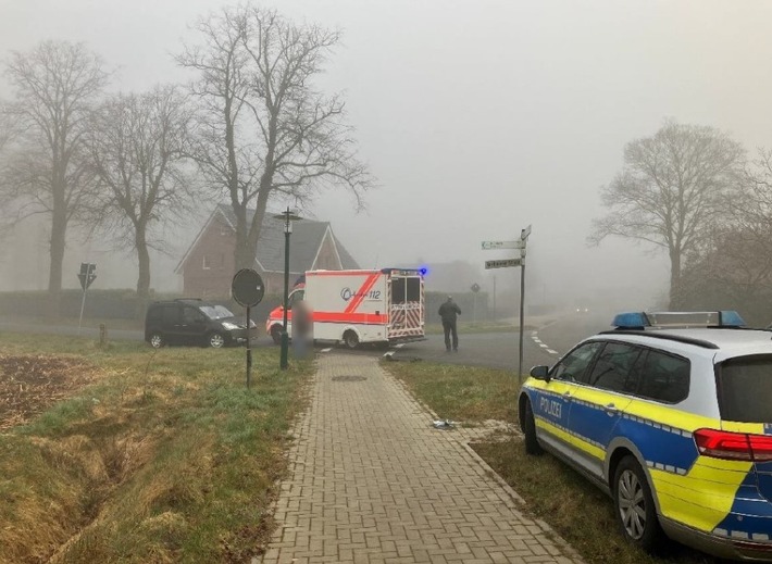 Schwerer Unfall in Taaken: E-Scooter-Fahrerin schwer verletzt!