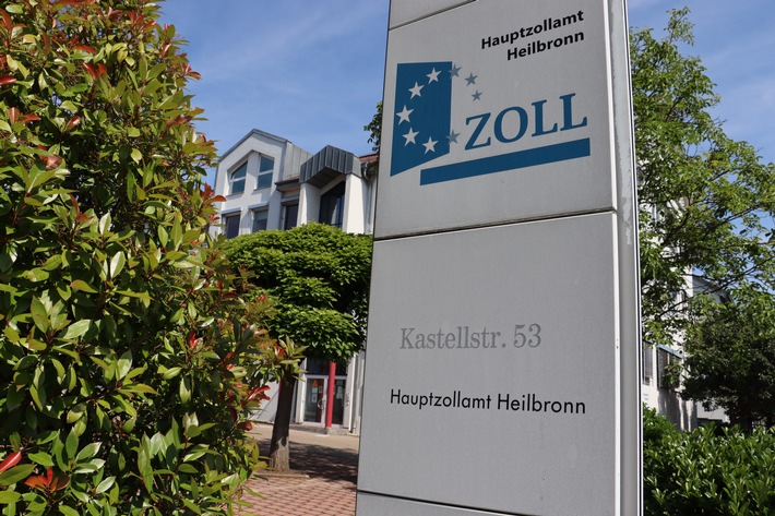 Zoll stoppt gefährliche Waren: Verbraucher in Heilbronn geschützt!